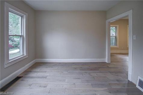 7619 Lawn Avenue Cleveland OH 44102