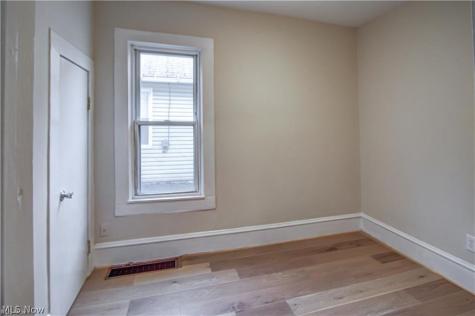 7619 Lawn Avenue Cleveland OH 44102