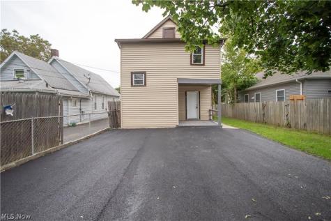 7619 Lawn Avenue Cleveland OH 44102