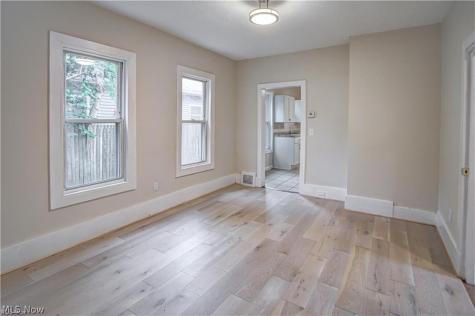 7619 Lawn Avenue Cleveland OH 44102