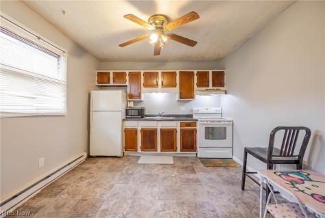 1409 Rowland Avenue NE Canton OH 44705