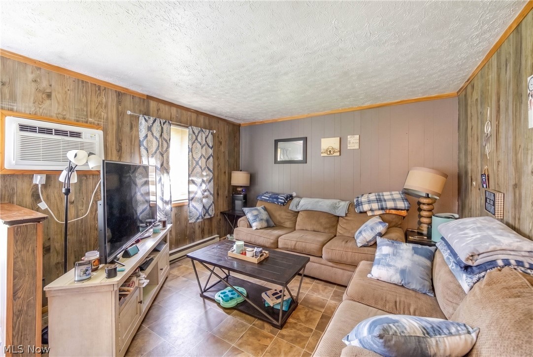 1409 Rowland Avenue NE Canton OH 44705