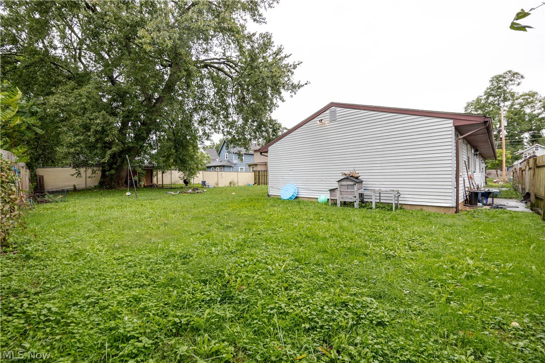 1409 Rowland Avenue NE Canton OH 44705