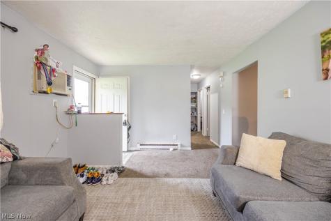 1409 Rowland Avenue NE Canton OH 44705