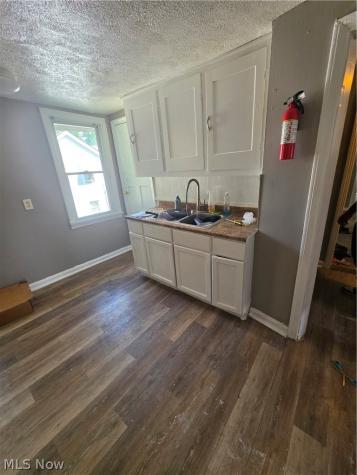 9005 Union Avenue Cleveland OH 44105