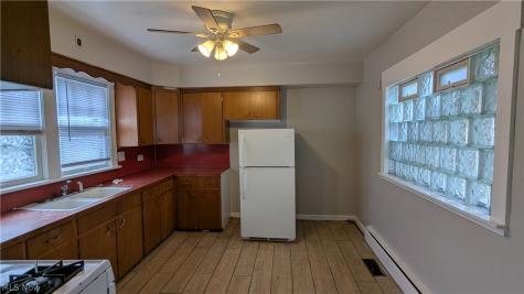 1411 Yale NW Canton OH 44703