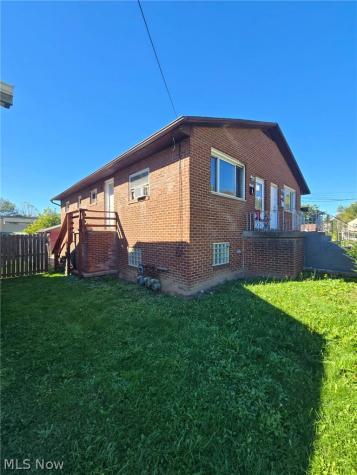 1455-1459 Struble Avenue NE Canton OH 44705