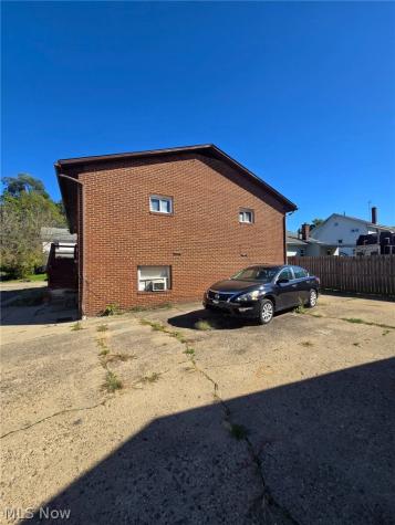 1455-1459 Struble Avenue NE Canton OH 44705