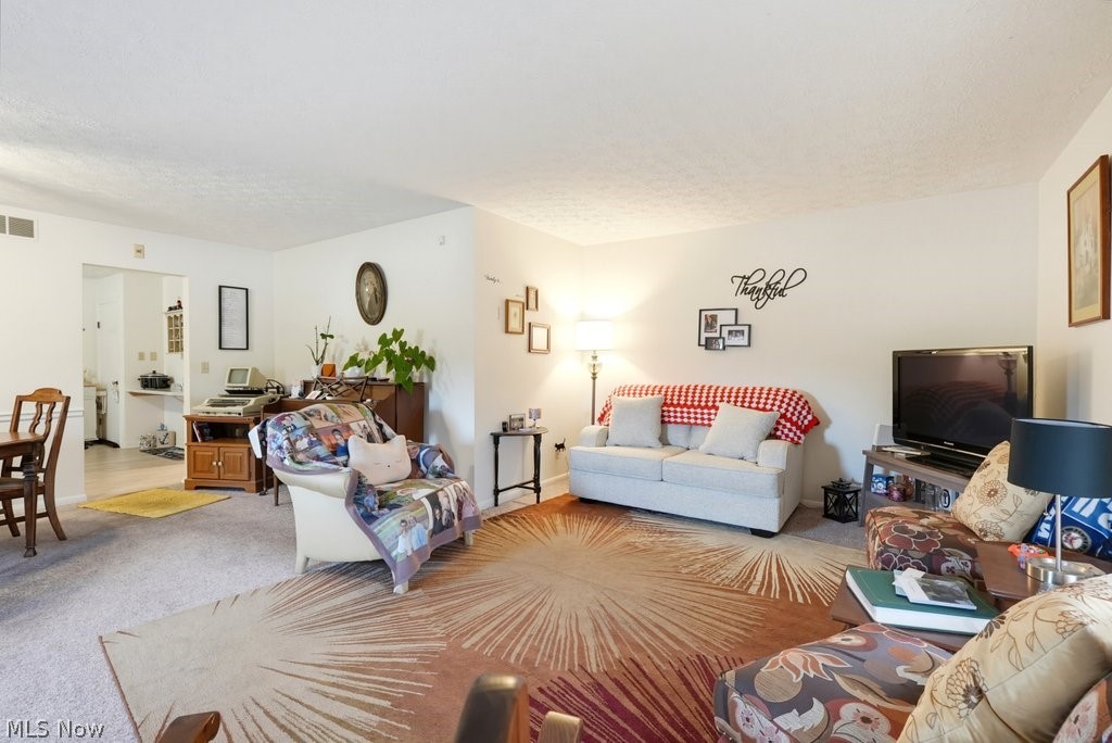 1177 Portage Trail Cuyahoga Falls OH 44223
