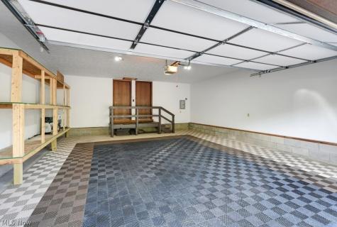 1177 W Portage Trail Extension Cuyahoga Falls OH 44223