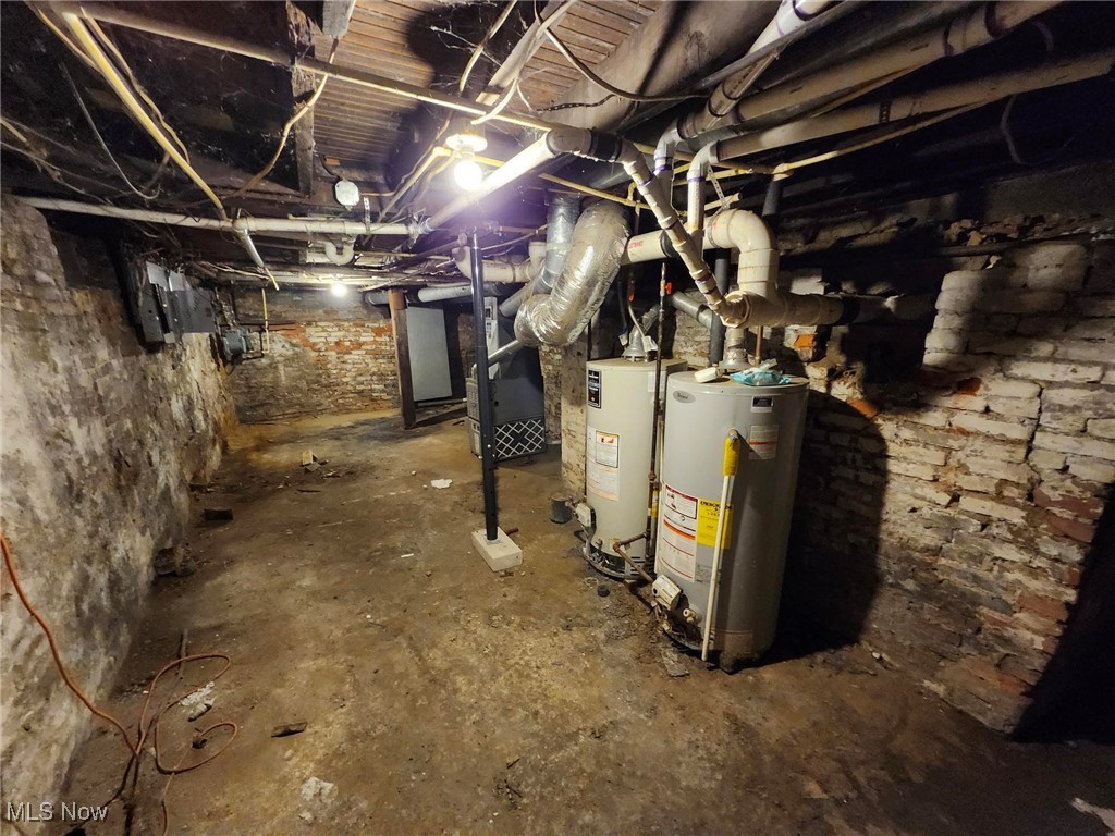 1432 E 52nd Street Cleveland OH 44103