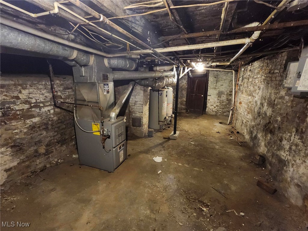 1432 E 52nd Street Cleveland OH 44103