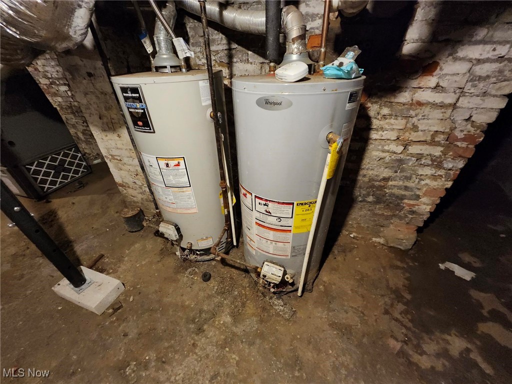 1432 E 52nd Street Cleveland OH 44103