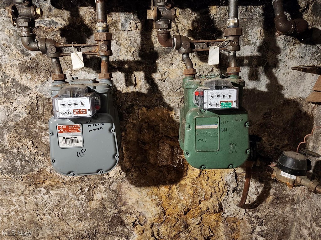 1432 E 52nd Street Cleveland OH 44103