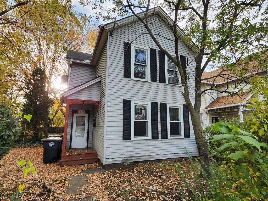1432 E 52nd Street Cleveland OH 44103