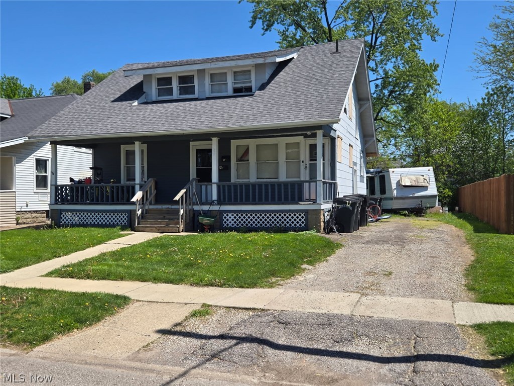 225 Harwood Street Elyria OH 44035