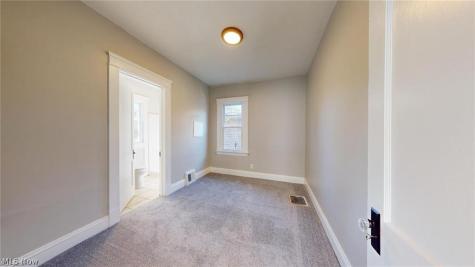 3915 Hyde Avenue Cleveland OH 44109