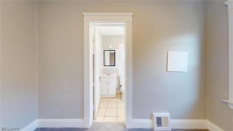 3915 Hyde Avenue Cleveland OH 44109
