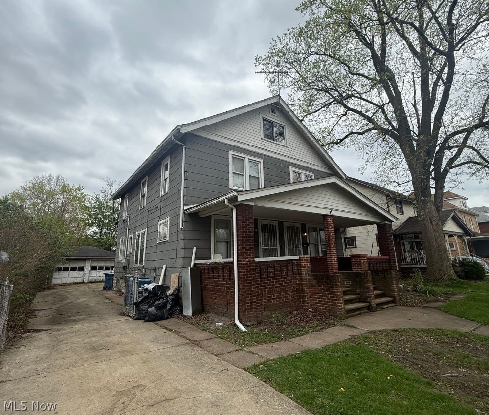 1836 E 33rd Street Lorain OH 44055
