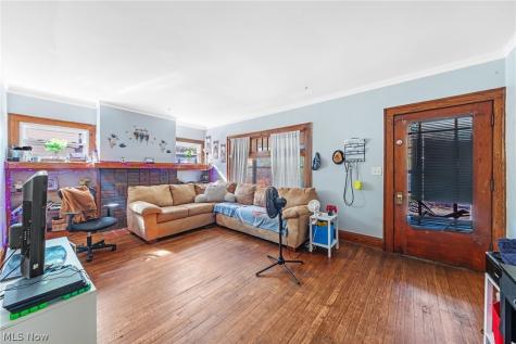 3191 W 92nd Street Cleveland OH 44102