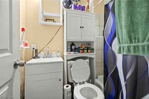 3602 E 149th Street Cleveland OH 44120