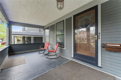 6110 W Clinton Avenue Cleveland OH 44102
