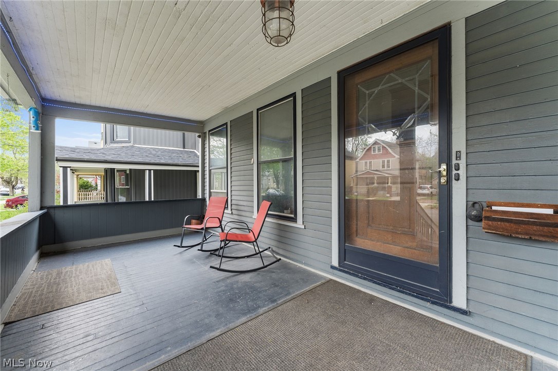 6110 W Clinton Avenue Cleveland OH 44102