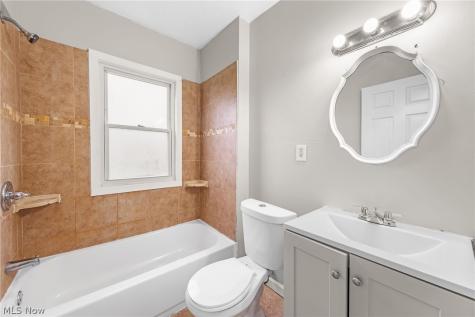1719 Wayside Road Cleveland OH 44112