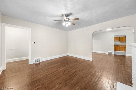 1719 Wayside Road Cleveland OH 44112