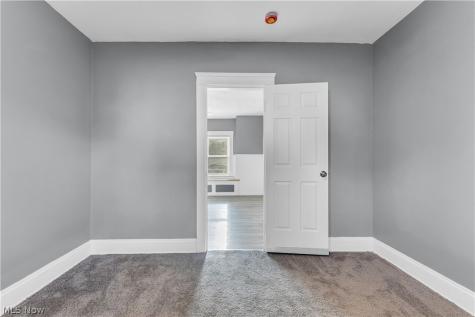 6415 Gertrude Avenue Cleveland OH 44105