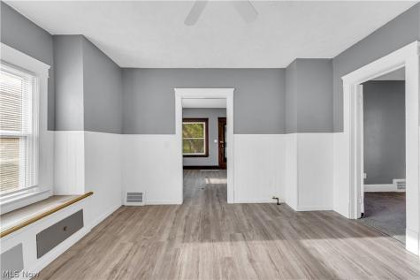 6415 Gertrude Avenue Cleveland OH 44105