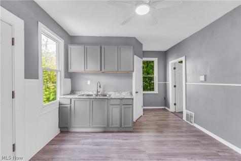 6415 Gertrude Avenue Cleveland OH 44105