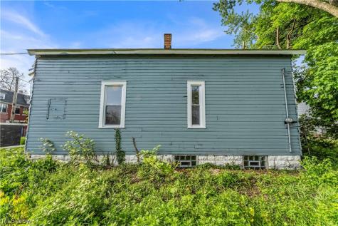 6415 Gertrude Avenue Cleveland OH 44105