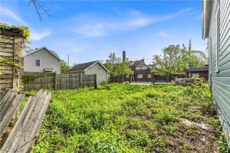 6415 Gertrude Avenue Cleveland OH 44105