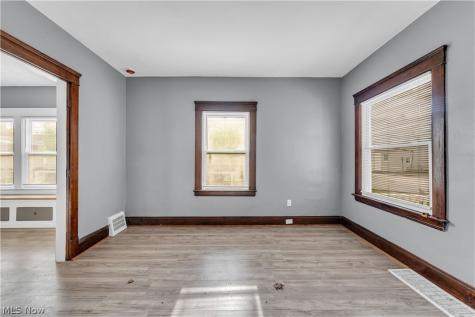 6415 Gertrude Avenue Cleveland OH 44105
