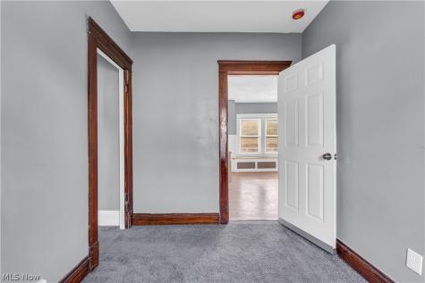 6415 Gertrude Avenue Cleveland OH 44105