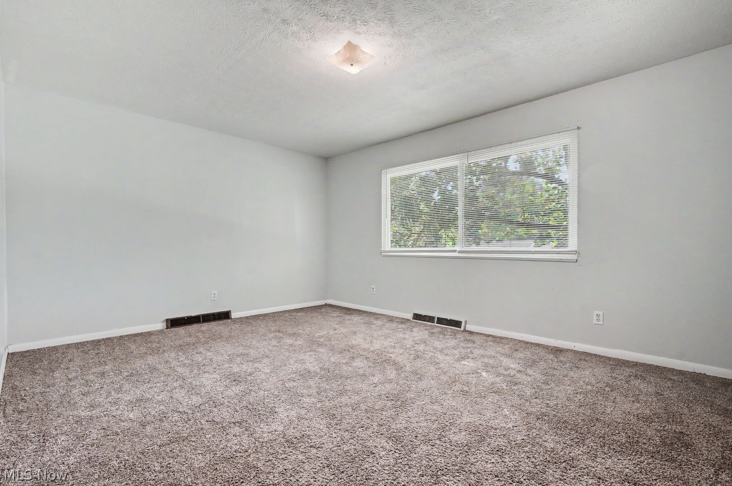 711-713 Akron Boulevard Kent OH 44240