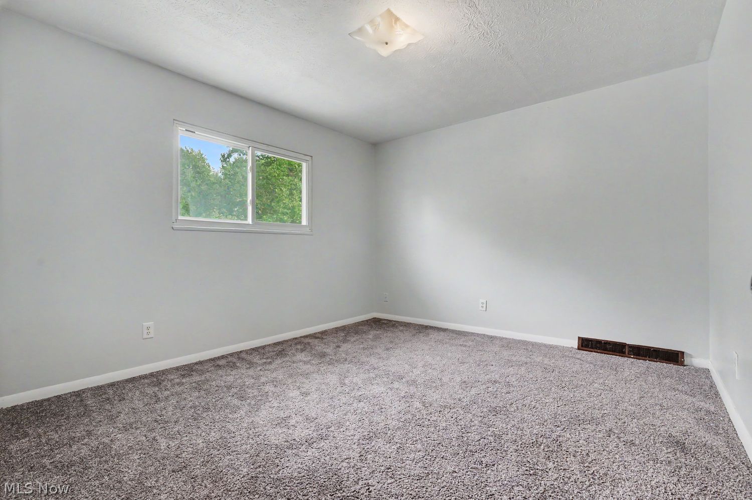 711-713 Akron Boulevard Kent OH 44240