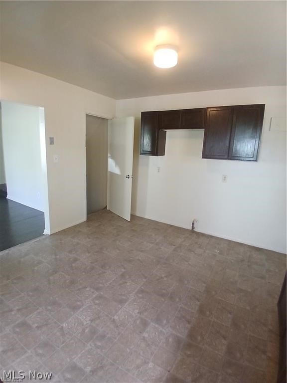21 Zents Avenue Youngstown OH 44505