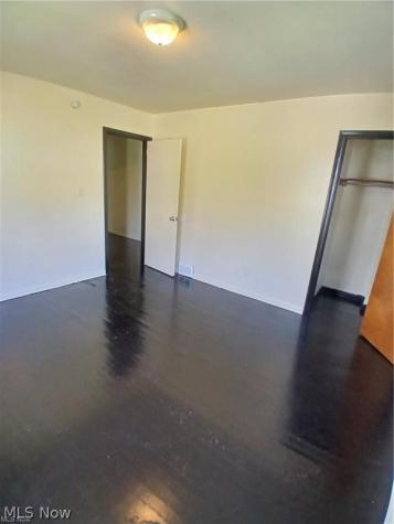 21 Zents Avenue Youngstown OH 44505