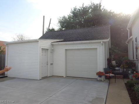 3127 Fulton Road Cleveland OH 44109