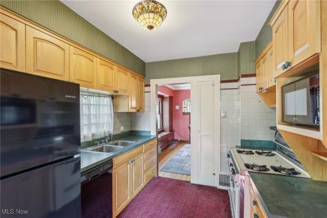 3969 W 140th Street Cleveland OH 44111