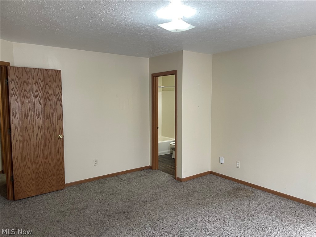 1918-1920 Eastbranch Circle NE Canton OH 44705