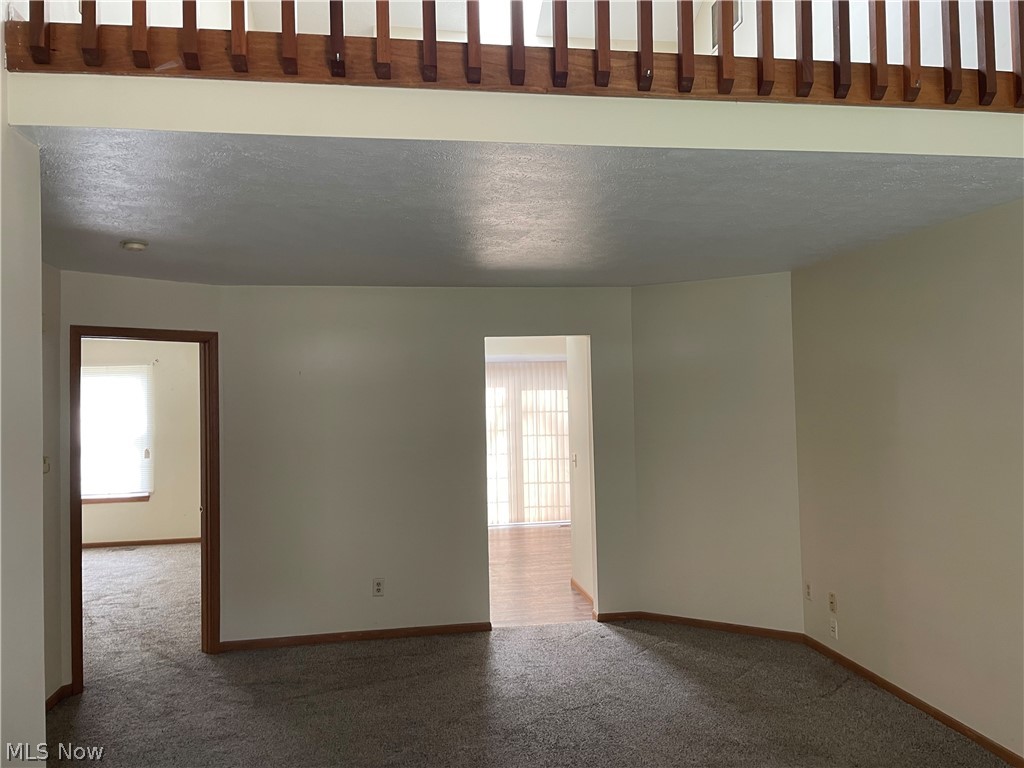 1918-1920 Eastbranch Circle NE Canton OH 44705