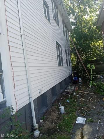 626 E 130th Street Cleveland OH 44108