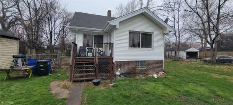 3568 W 67th Street Cleveland OH 44102