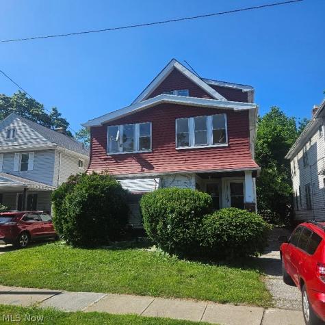 13705 Kelso Avenue Cleveland OH 44110