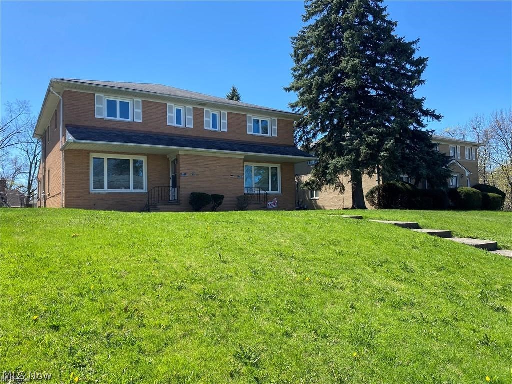 17914 Chagrin Boulevard Shaker Heights OH 44122