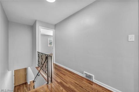 17914 Chagrin Boulevard Shaker Heights OH 44122