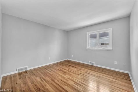 17914 Chagrin Boulevard Shaker Heights OH 44122